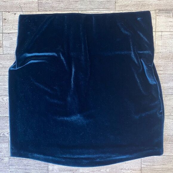 BCBG, Velvet, Midnight Blue Haze, Bodycon Mini Skirt - Picture 13 of 16